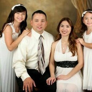 Meet your Posher, Andrew & genessa